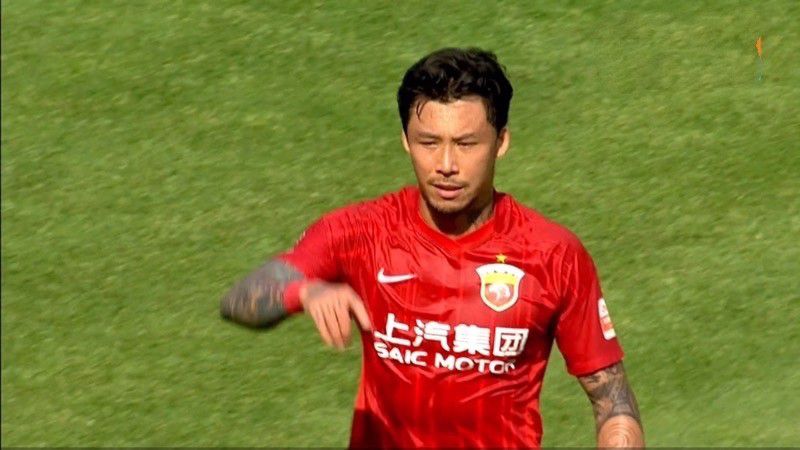 拜仁0-2落后法兰克福　第36分钟，拜仁被打花了！